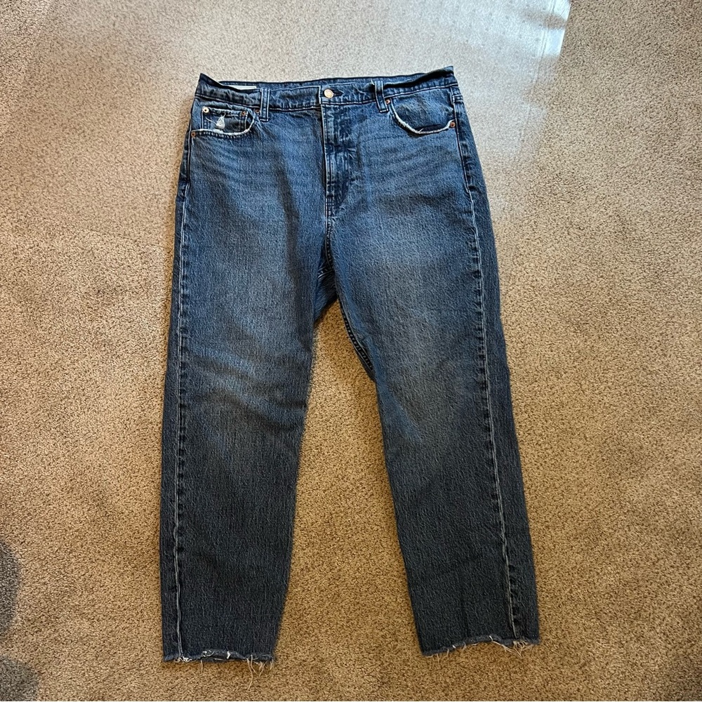 GAP Women’s Cheeky Straight Sky High Jeans